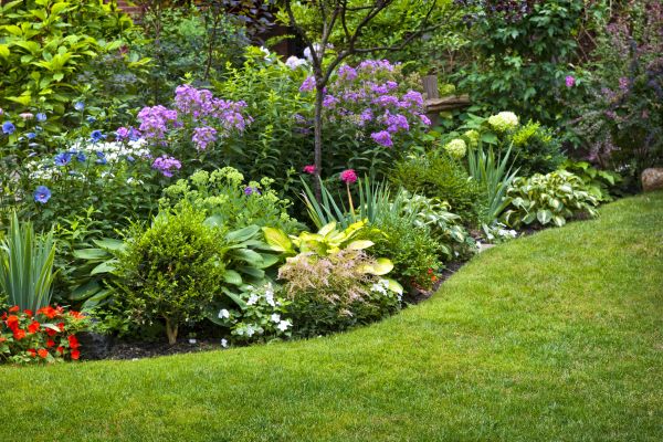 Flower Bed Service in Magnolia