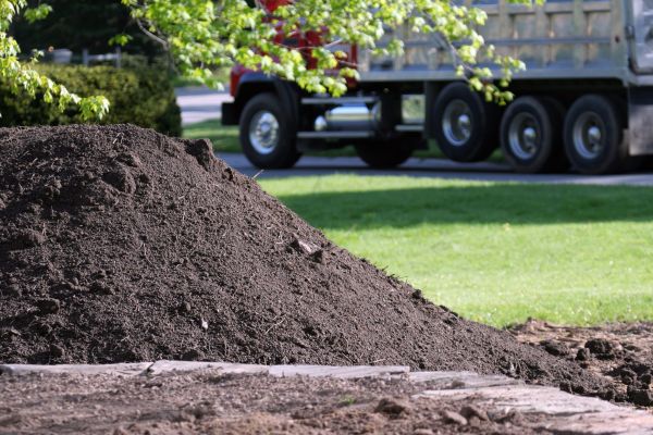 Yard Dirt Delivery in Magnolia