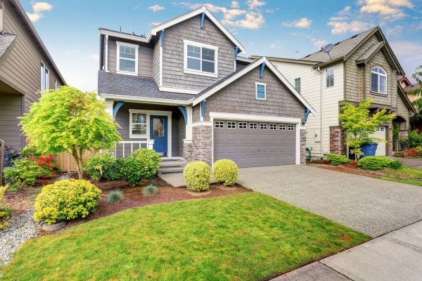 Curb Appeal Landscaping in Magnolia