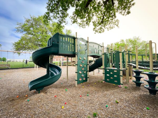 Playground Mulch Service in Magnolia